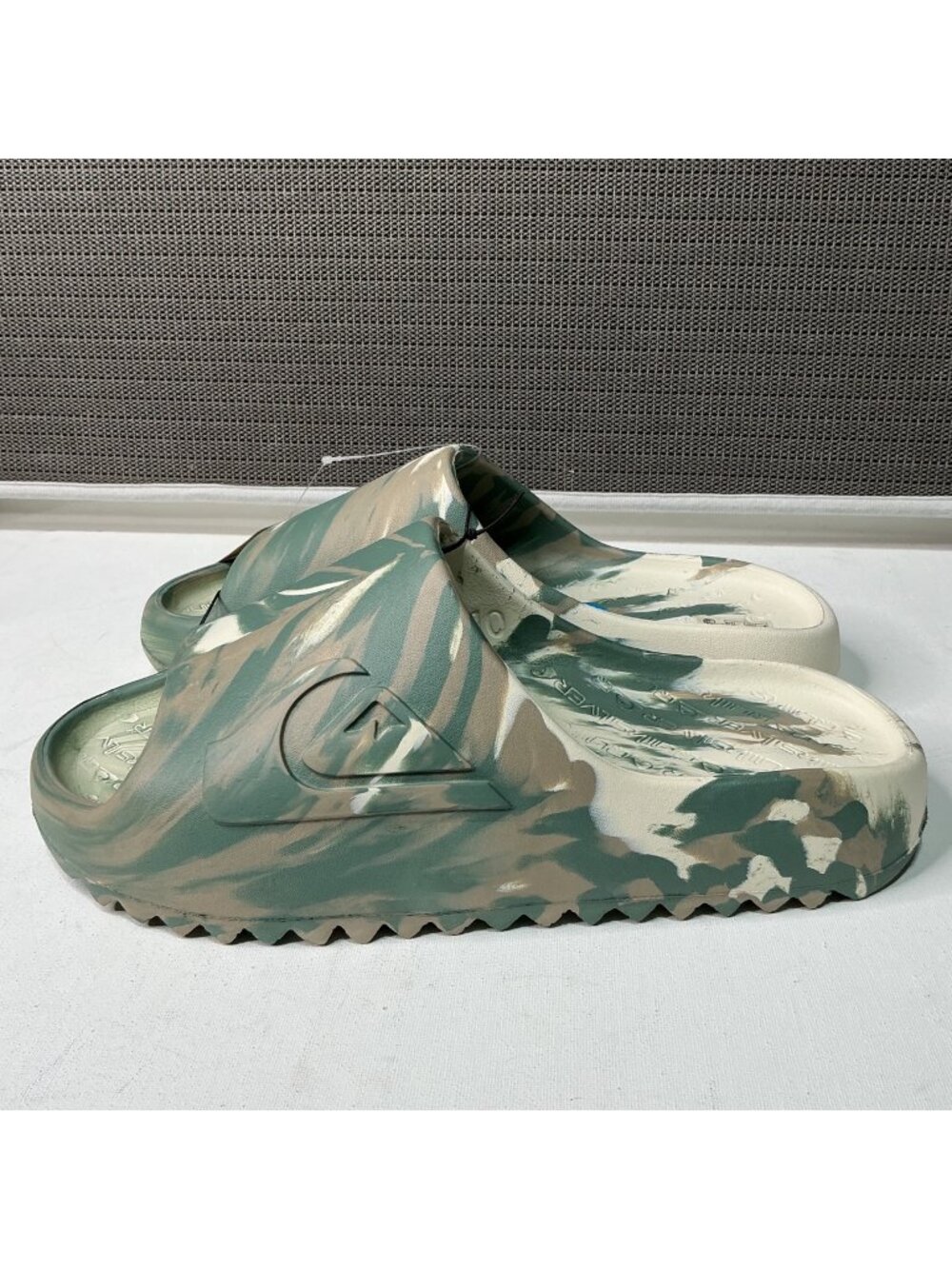 Quiksilver Men's Cloud Break Slides Camouflage Green & Beige Size 10 Sandals
